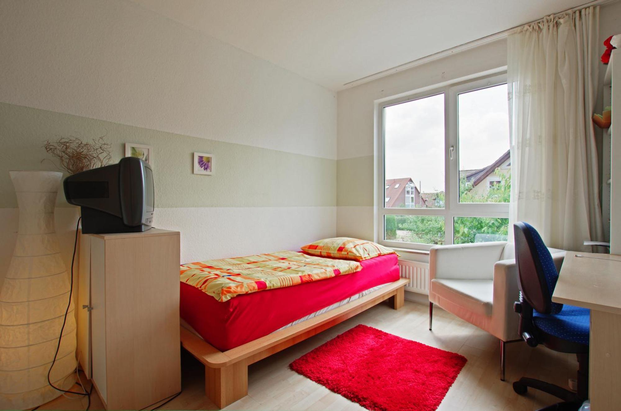 Private Rooms Near Exhibition Center Ганновер Номер фото
