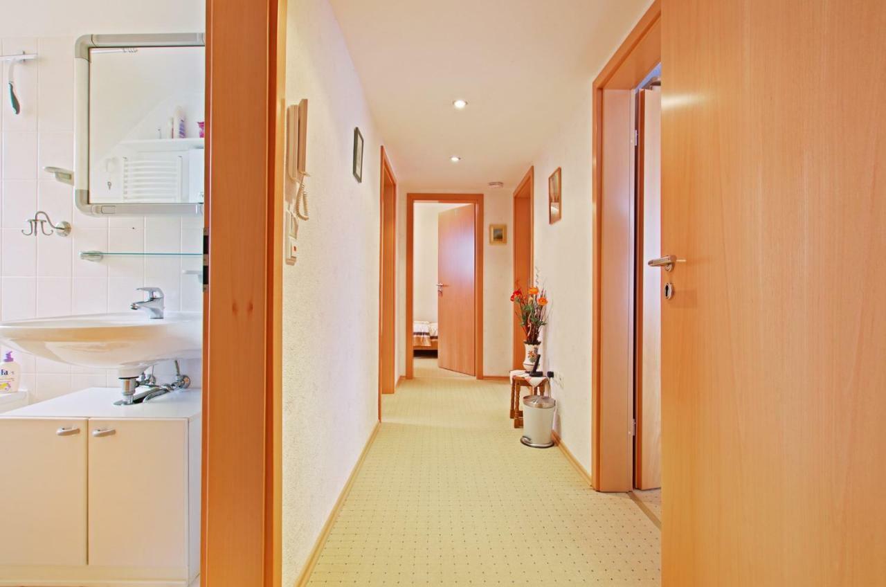 Private Rooms Near Exhibition Center Ганновер Экстерьер фото